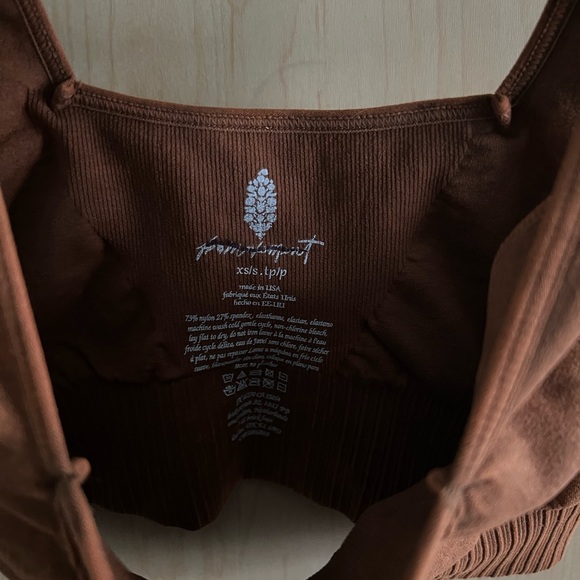 Stylish Red Ribbed Crop Top - Picture 8 of 8